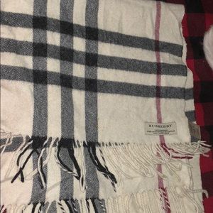 Burberry scarf
